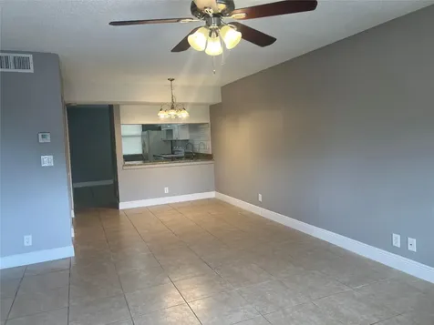 179 SE 3rd Street Deerfield Beach FL 33441