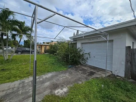 2702 Hayes Street Hollywood FL 33020
