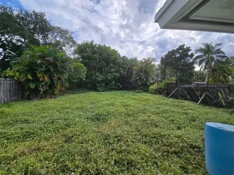 2702 Hayes Street Hollywood FL 33020