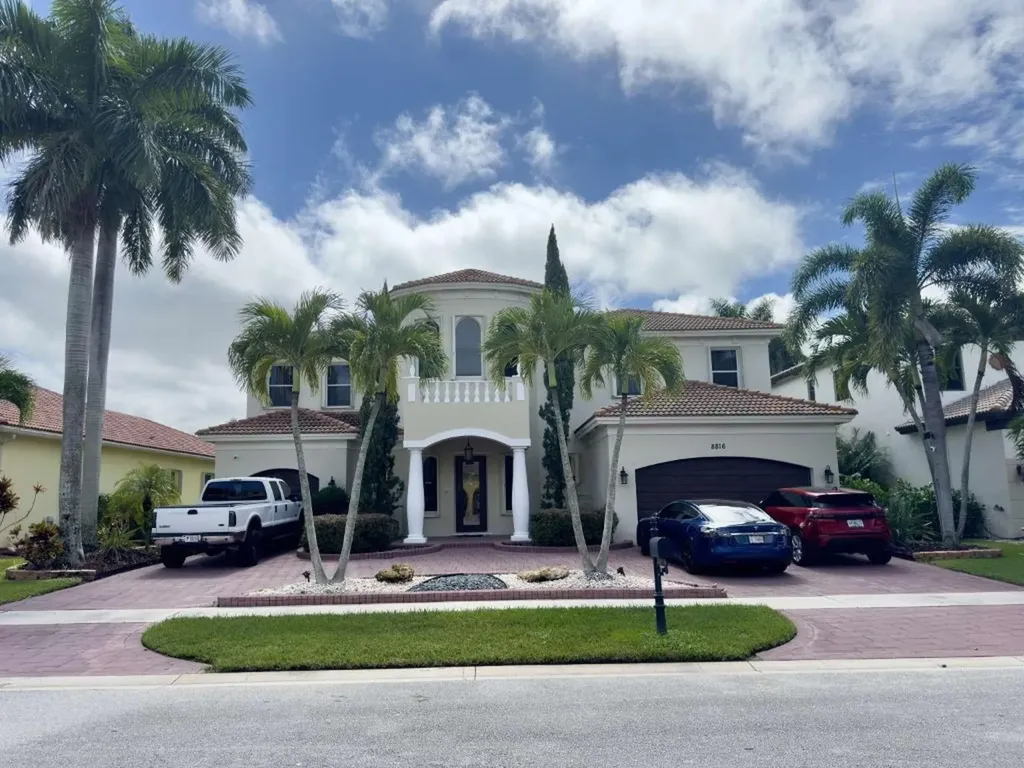 8816 Club Estates Way Lake Worth FL 33467