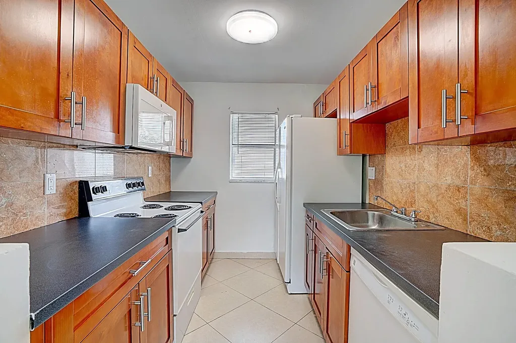 3214 Coral Ridge Drive Coral Springs FL 33065