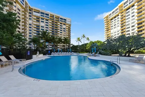 4900 N Ocean Boulevard Lauderdale By The Sea FL 33308