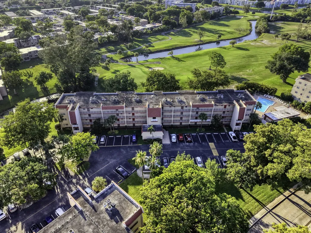 1035 Country Club Drive Margate FL 33063