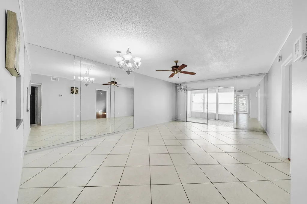 1035 Country Club Drive Margate FL 33063