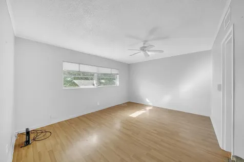 1035 Country Club Drive Margate FL 33063
