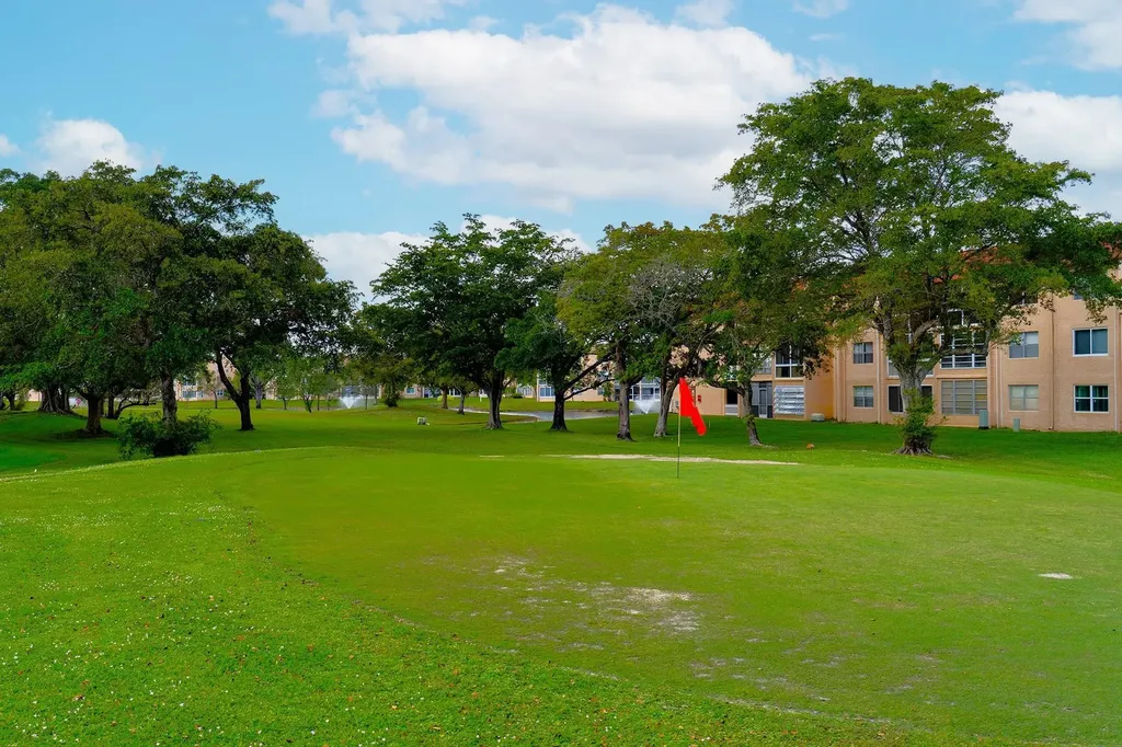 9061 Sunrise Lakes Boulevard Sunrise FL 33322