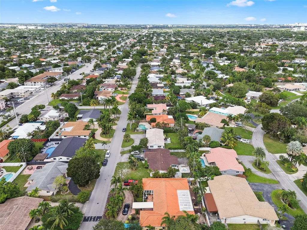 5160 NE 18th Terrace Fort Lauderdale FL 33308
