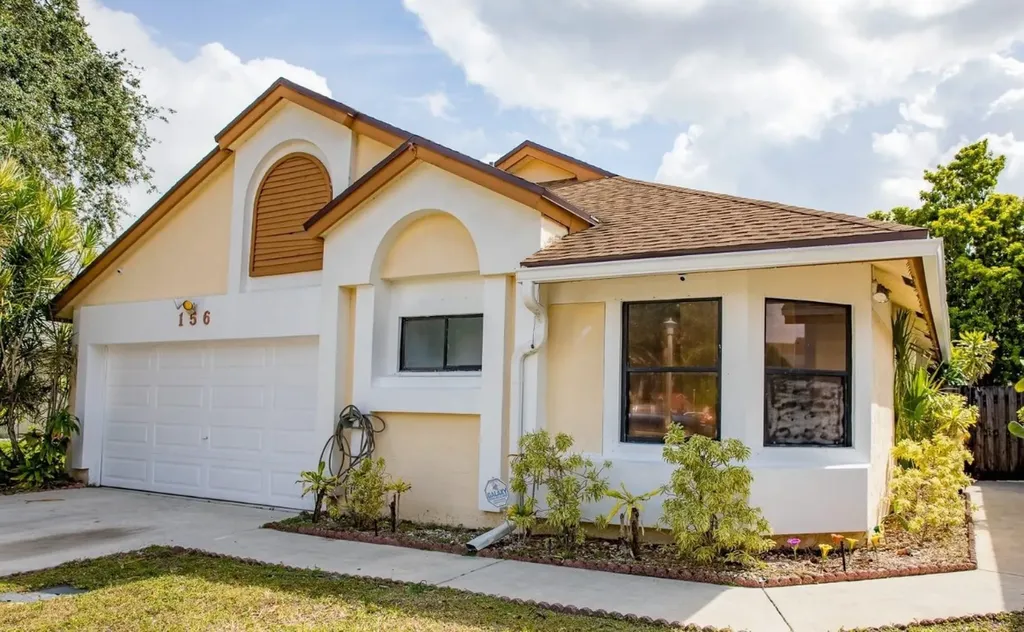 156 Colly Way North Lauderdale FL 33068