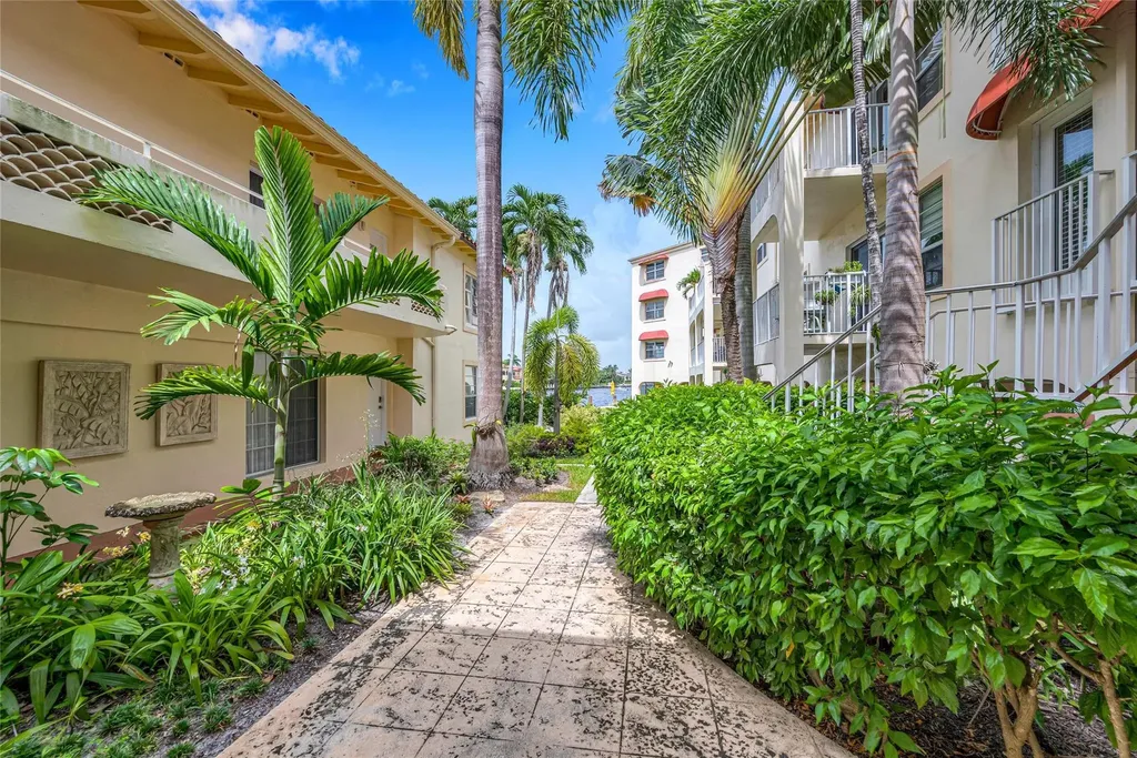 341 N Birch Road Fort Lauderdale FL 33304