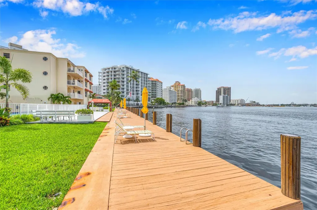341 N Birch Road Fort Lauderdale FL 33304