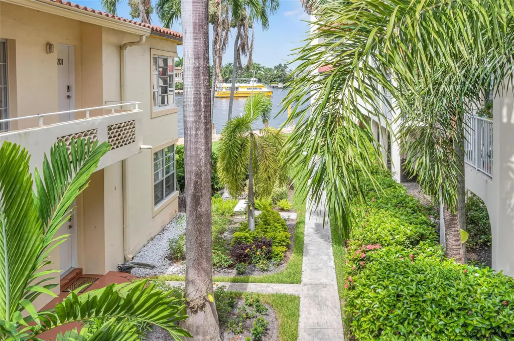 341 N Birch Road Fort Lauderdale FL 33304