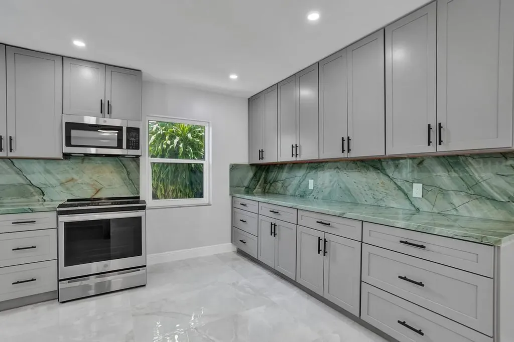1424 Adams Street Hollywood FL 33020