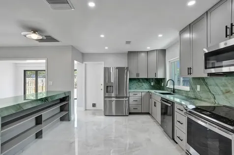 1424 Adams Street Hollywood FL 33020