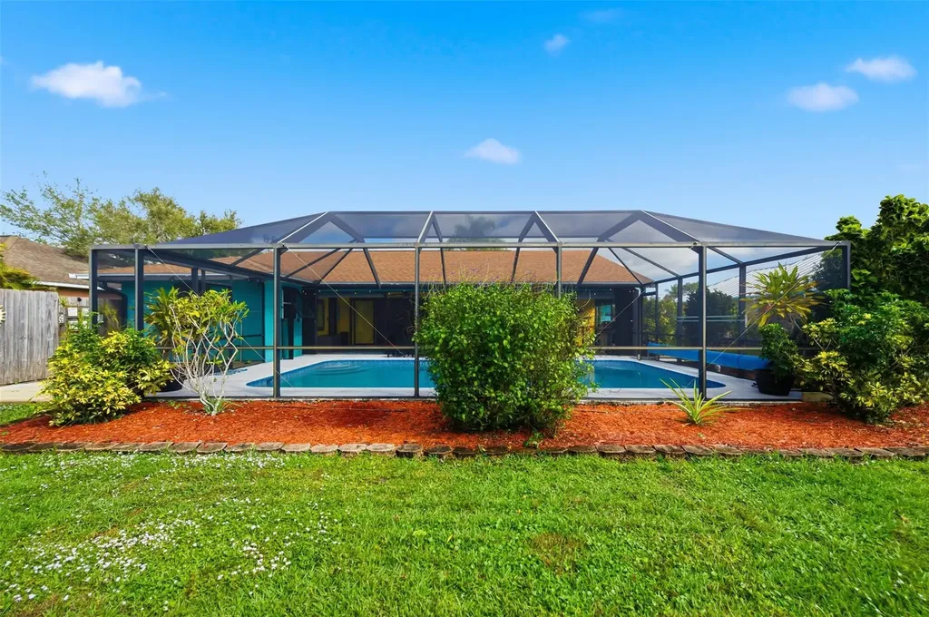2360 SE Bordeaux Court Port St Lucie FL 34952