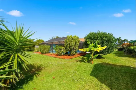 2360 SE Bordeaux Court Port St Lucie FL 34952
