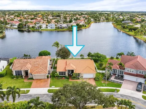 1011 NW 193rd Avenue Pembroke Pines FL 33029