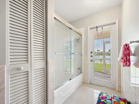 1011 NW 193rd Avenue Pembroke Pines FL 33029