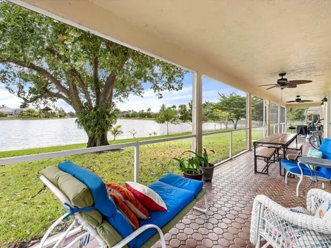 1011 NW 193rd Avenue Pembroke Pines FL 33029