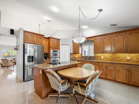 1011 NW 193rd Avenue Pembroke Pines FL 33029