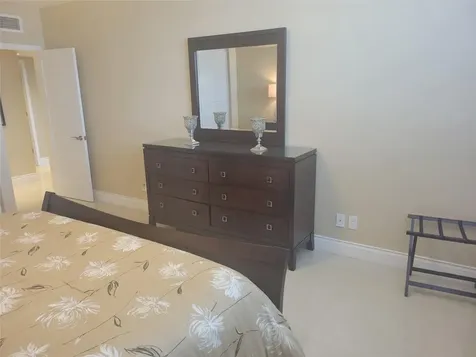 19370 Collins Avenue Sunny Isles Beach FL 33160