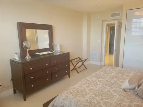 19370 Collins Avenue Sunny Isles Beach FL 33160