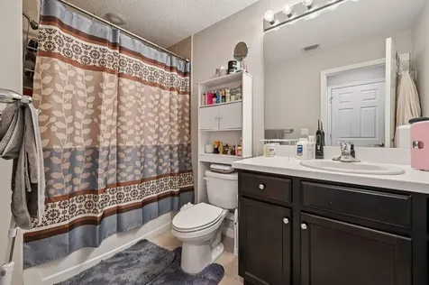 593 NW Avon Avenue Port St Lucie FL 34983