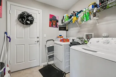593 NW Avon Avenue Port St Lucie FL 34983