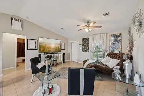 593 NW Avon Avenue Port St Lucie FL 34983