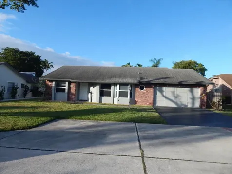 7921 NW 4th Street Plantation FL 33324