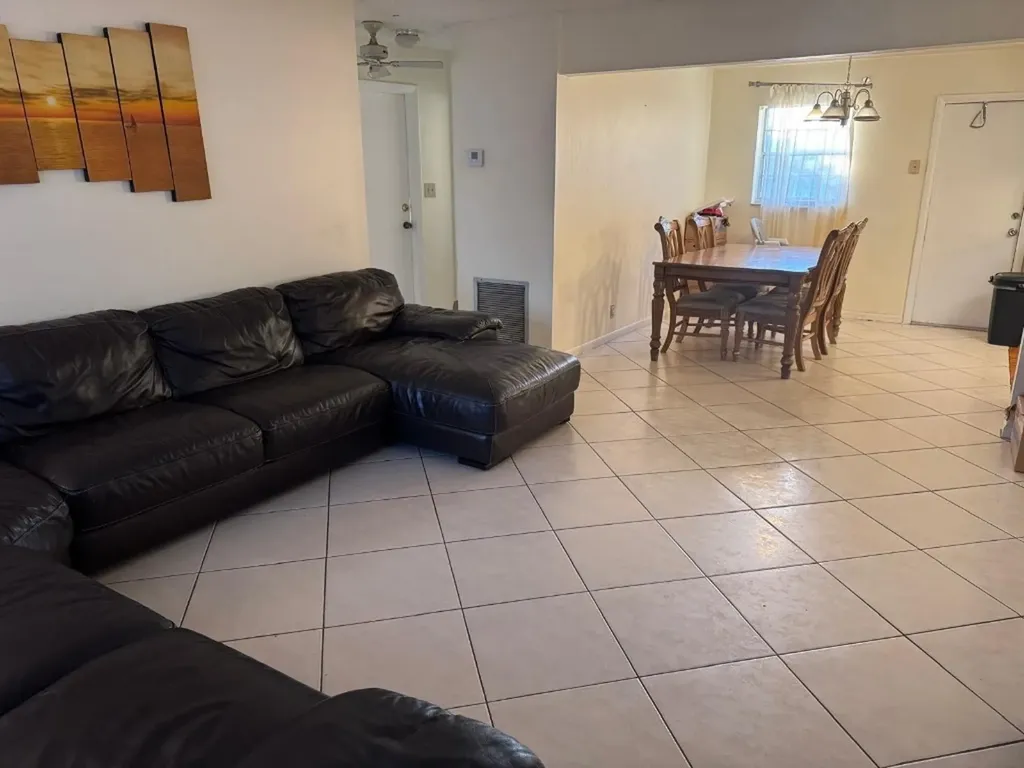 2421 Johnson Street Hollywood FL 33020