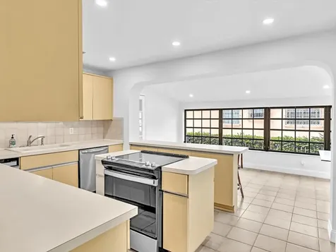 8020 SW 19th Street Miami FL 33155