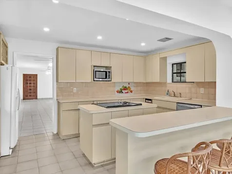 8020 SW 19th Street Miami FL 33155