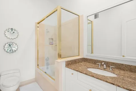 2739 NE 15th Street Fort Lauderdale FL 33304