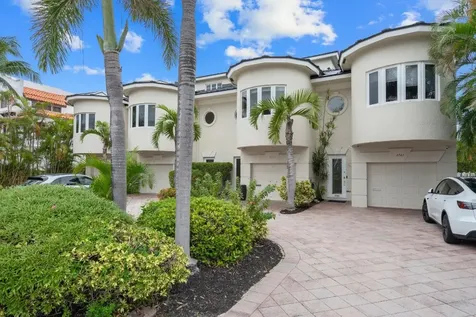 2739 NE 15th Street Fort Lauderdale FL 33304