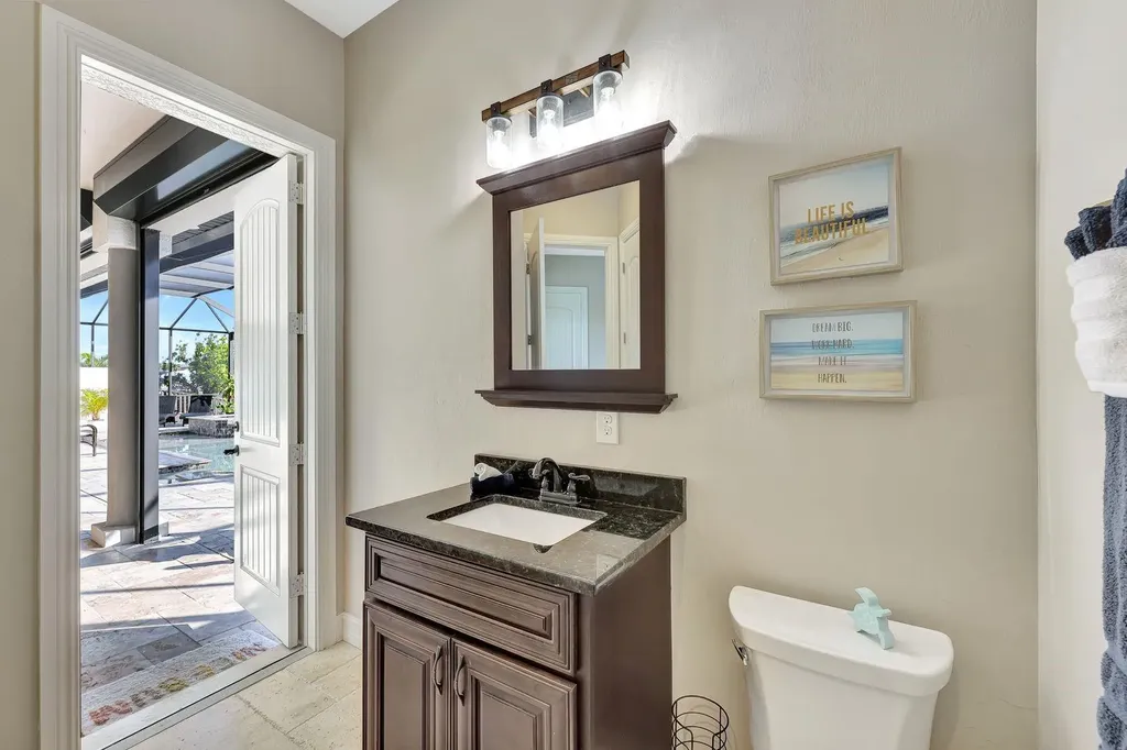 4107 SW 11th Avenue Cape Coral FL 33914