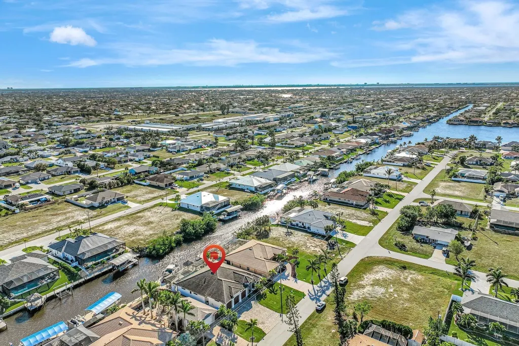 4107 SW 11th Avenue Cape Coral FL 33914