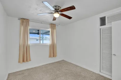731 SW 71st Terrace Pembroke Pines FL 33023
