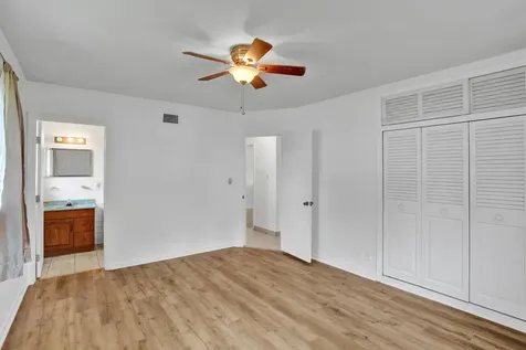 731 SW 71st Terrace Pembroke Pines FL 33023