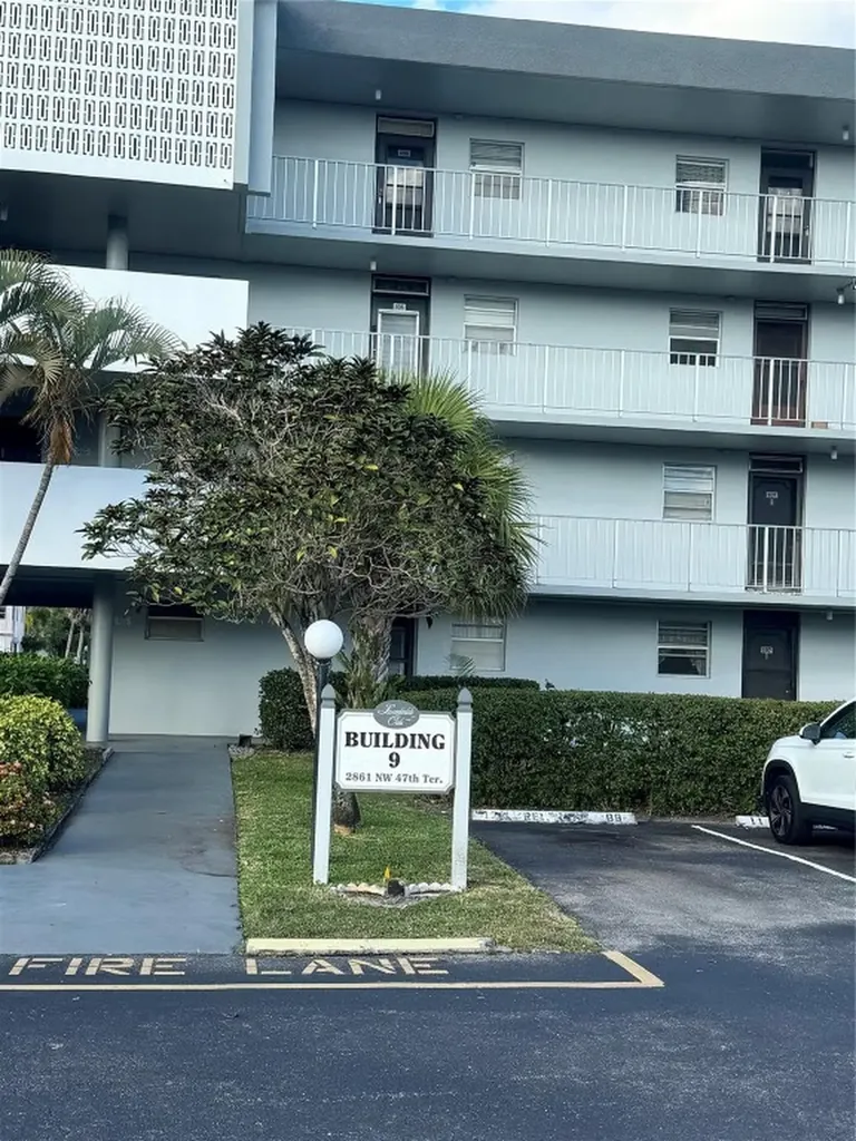 2861 NW 47th Terrace Fort Lauderdale FL 33313