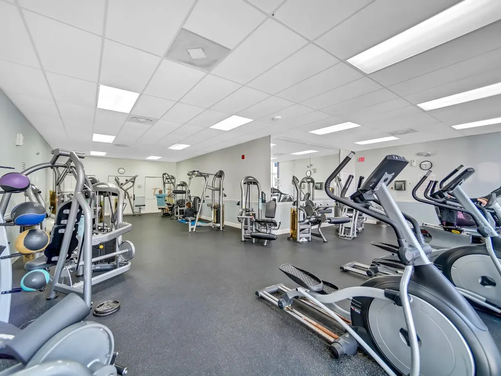 2301 S Ocean Drive Hollywood FL 33019