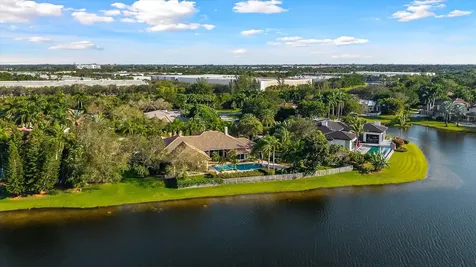 3060 Paddock Road Weston FL 33331