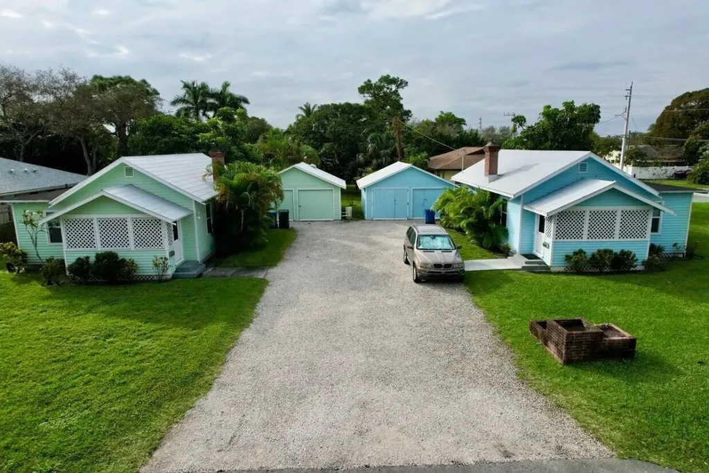 1338 -1384 NE -1384 35th Street Oakland Park FL 33334