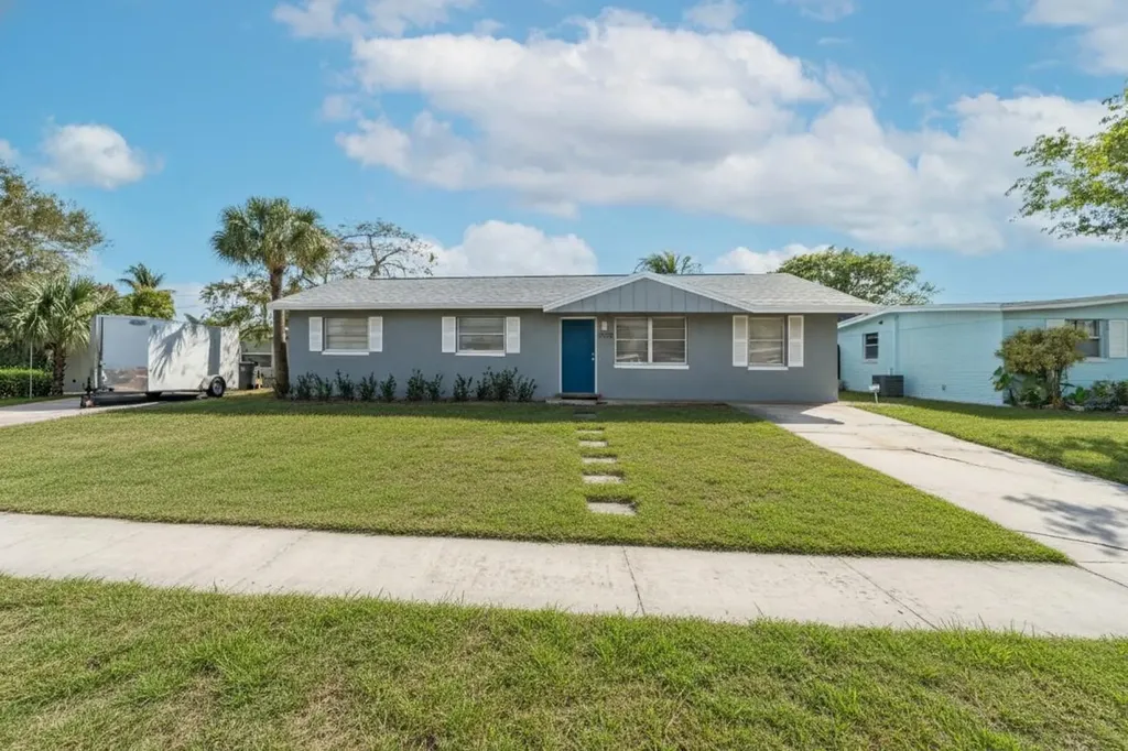 3728 Dunes Road Palm Beach Gardens FL 33410