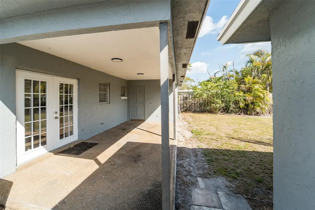 3728 Dunes Road Palm Beach Gardens FL 33410