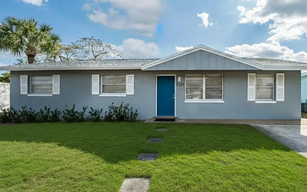 3728 Dunes Road Palm Beach Gardens FL 33410