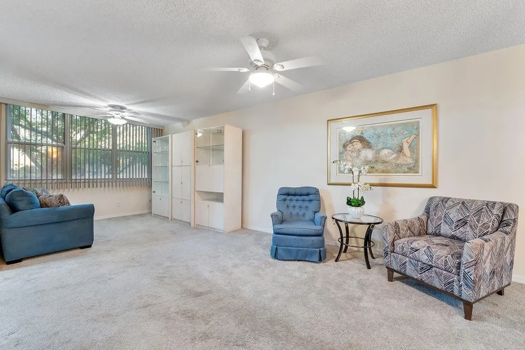 10382 NW 24th Place Sunrise FL 33322