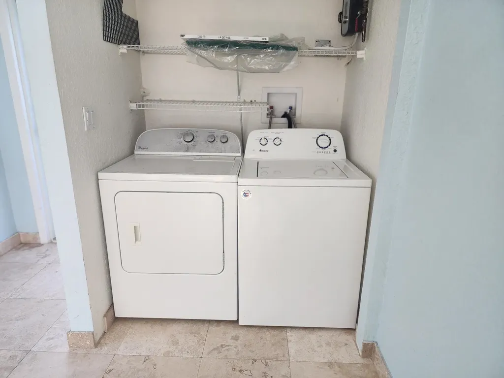 413 SW 16th Street Fort Lauderdale FL 33315