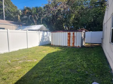 413 SW 16th Street Fort Lauderdale FL 33315