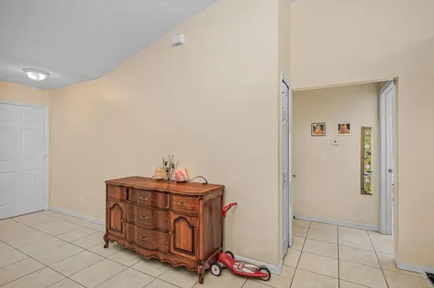 414 SW Lakehurst Drive Port St Lucie FL 34983