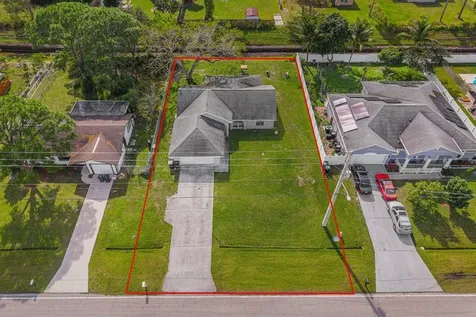 414 SW Lakehurst Drive Port St Lucie FL 34983